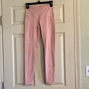 Victoria sport leggings with pockets. Size xs.